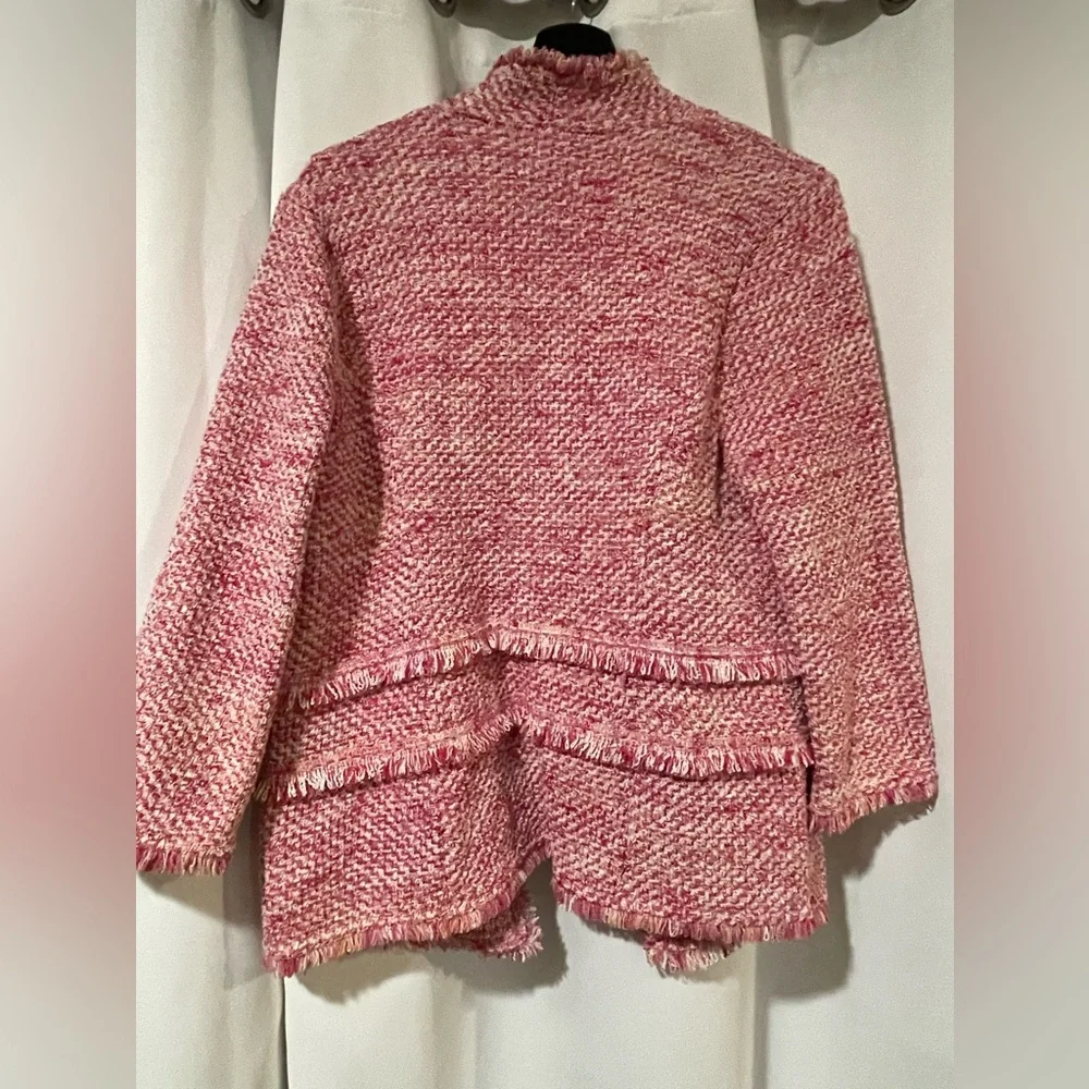 Chico’s Textured Pink Fringe Jacket – Size 0 (Fits Like a Small) - Picture 2 of 3
